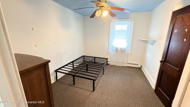 Photo - 421 4th Ave