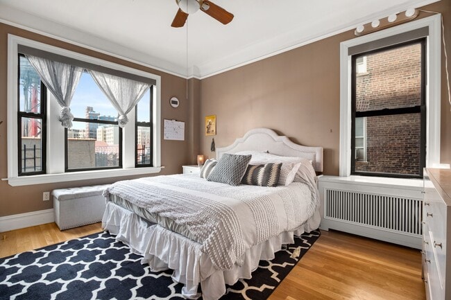 Building Photo - 514 W 110th St Rental