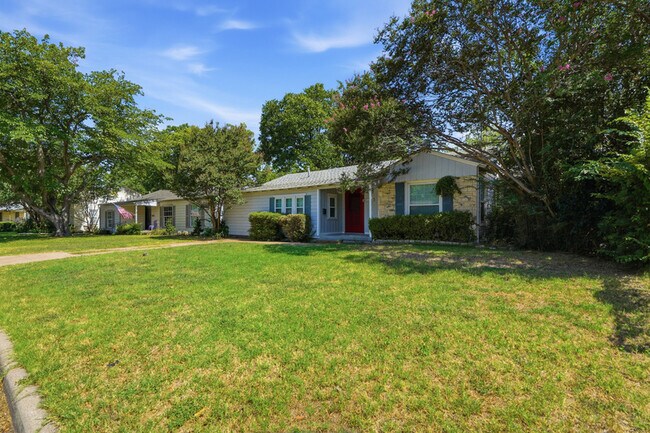 Photo - 3412 Brady Ave