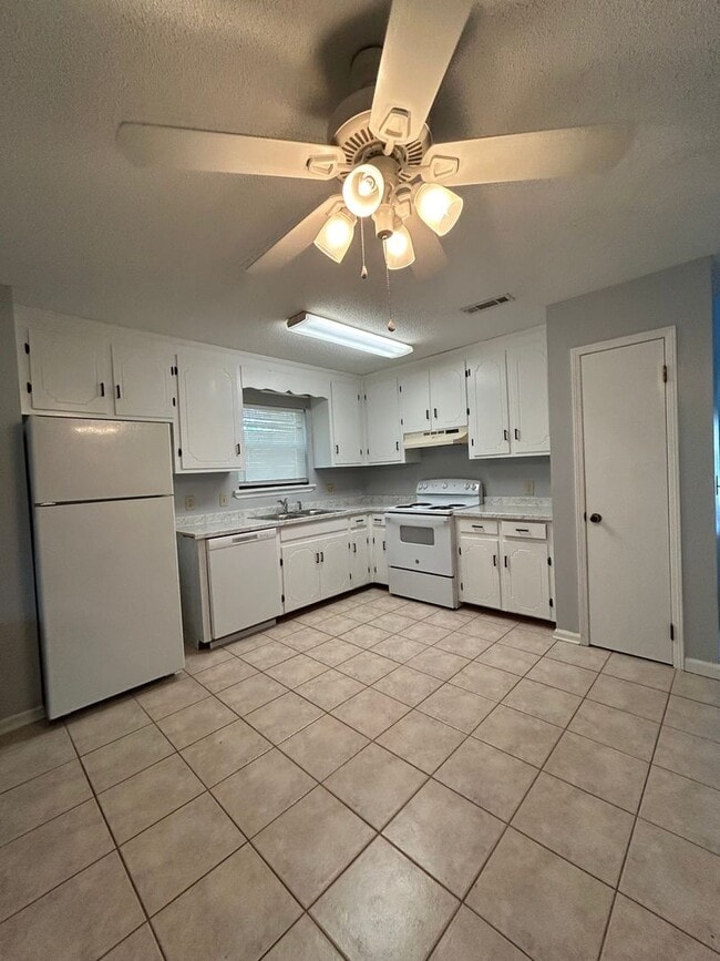 Photo - Fairfield Estates, Enterprise, AL