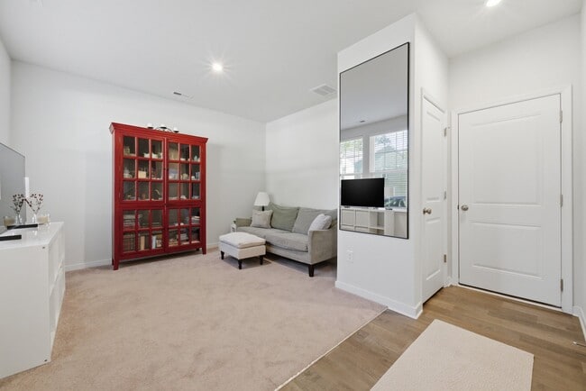 Photo - 4019 Grand Reserve Ln