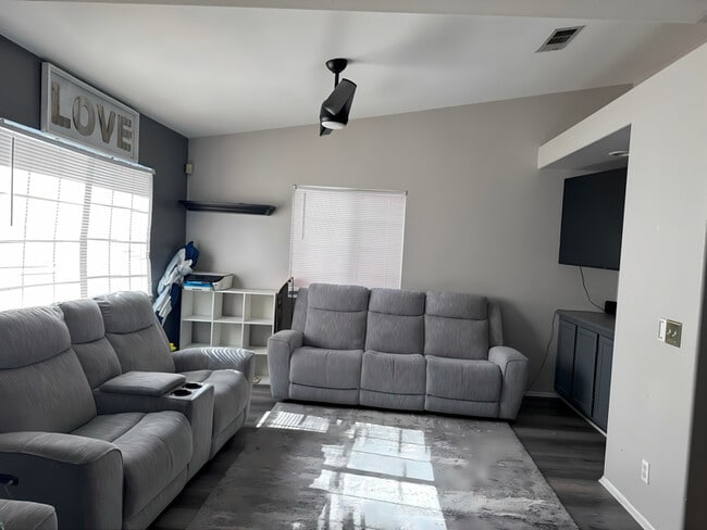 Photo - 9302 Sierra Vista Cir