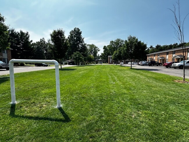 Photo - 855 Butternut Dr