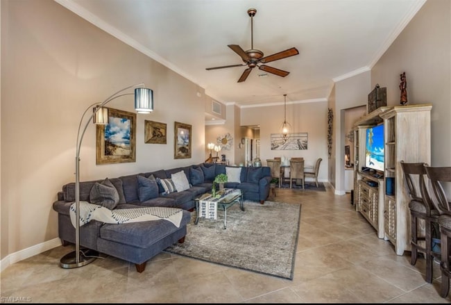 Room to watch the big game with 10 of your best friends and family - 16570 Goldenrod Ln Unit 202