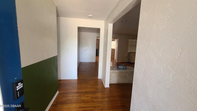 Photo - 2222 Harvard Rd