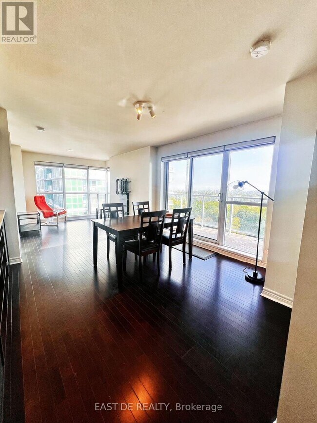 Photo - 60 Town Centre Court Unité 1507