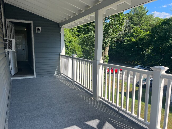 Photo - 1233 Main St Unidad D