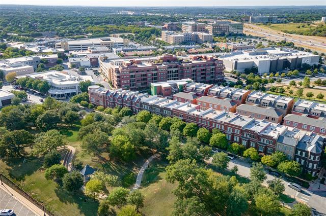 Photo - 1549 Meeting St