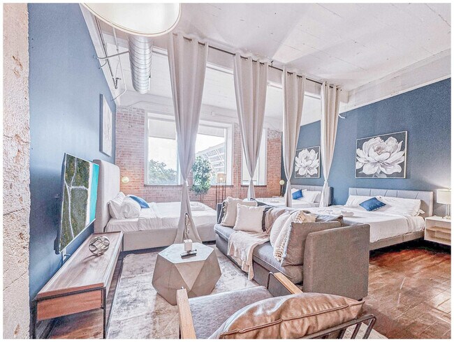 Photo - 555 Evergreen St Unidad ID1221081P