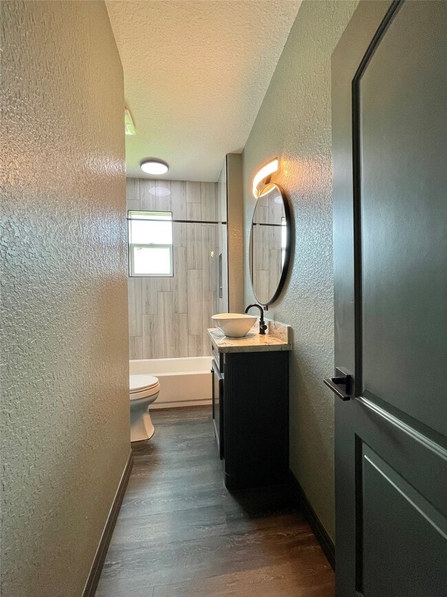 Photo - 517 S Avenue G