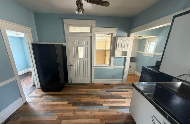 Building Photo - 1712 W Bradley Ave Rental