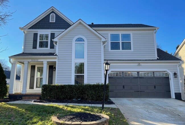 Building Photo - 10303 Brawley Ln