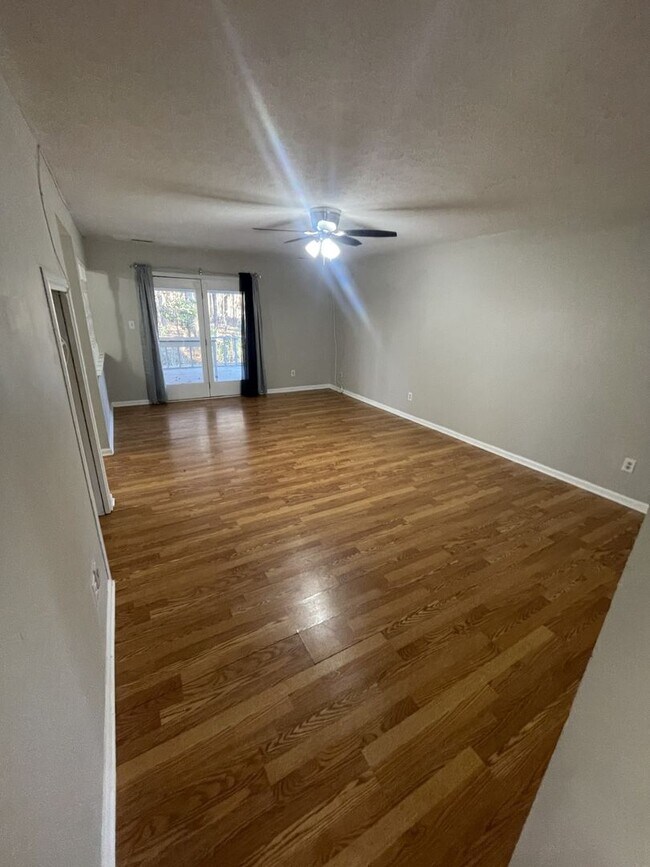 Photo - 4 Bd 2 ba house