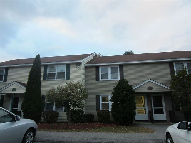 Photo - 1025 S Mammoth Rd Unit 6