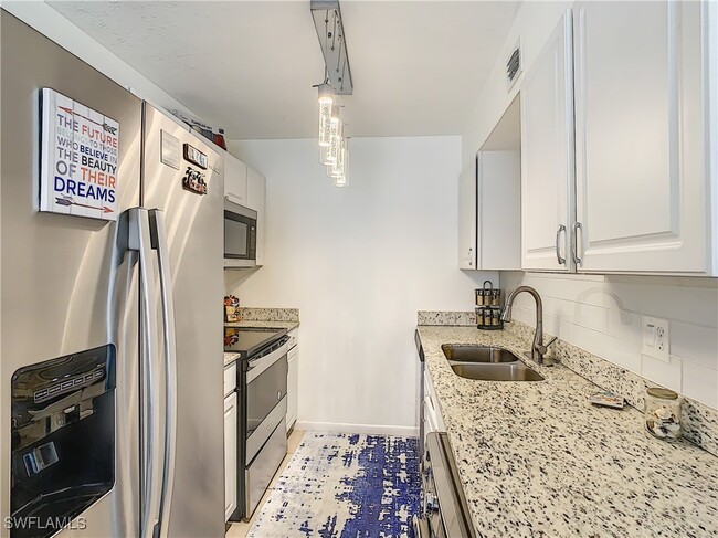 Photo - 4625 Bayshore Dr Unidad D8