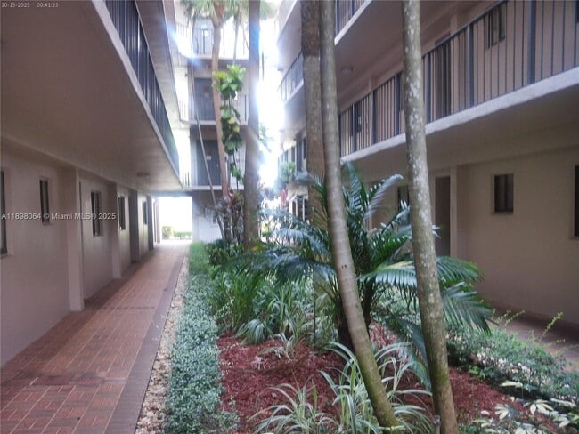 Photo - 8540 SW 133rd Avenue Rd Unit 412
