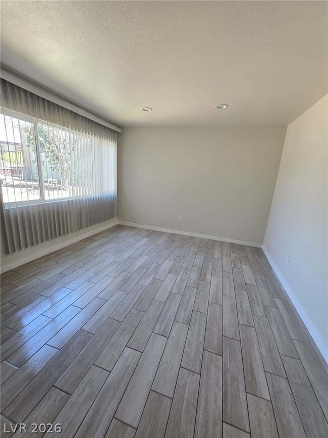 Photo - 1107 E Desert Inn Rd Unit 6