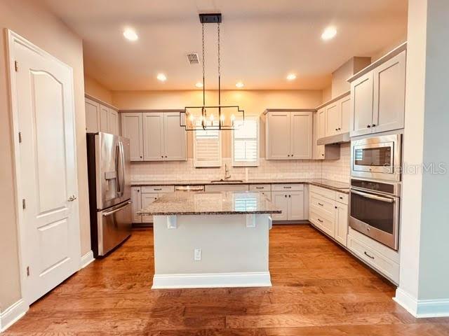 Photo - 7761 Laureate Blvd