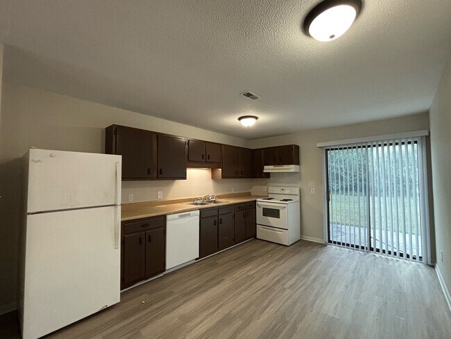 1309 Ireland Dr