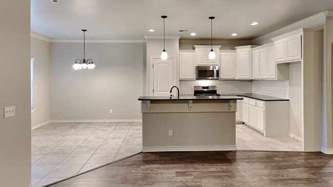 Photo - Very Nice 4 Bedroom 2 Bathroom Home in Deer Creek Schools with a Neighborhood Park/Pool