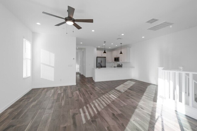 Photo - Like New Luxurious Modern 3 Bedroom 2 Bath...