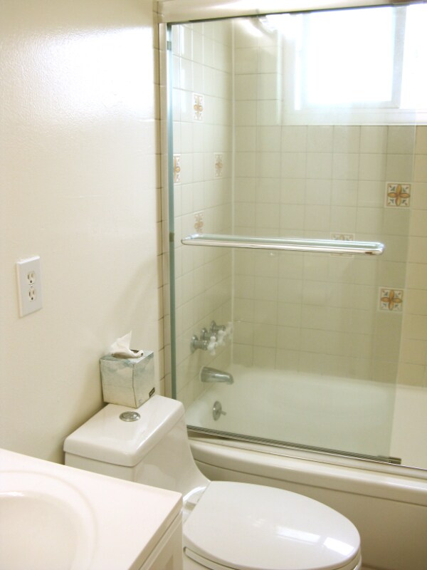 Photo - 2615 Stuart St Unit 2