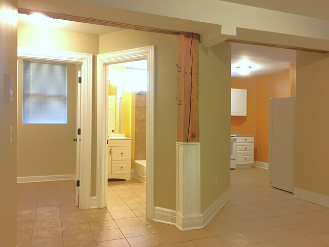 Photo - 361 Bates Ave