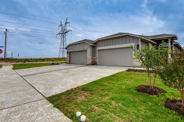 Photo - 748 Wheatfield Dr