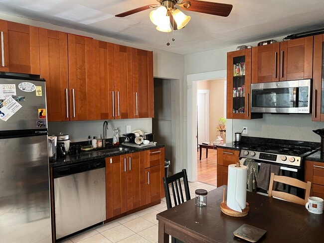 Photo - 273 Cardinal Medeiros Ave Unit 1