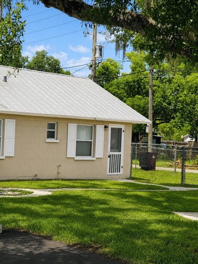 Photo - Convenient Downtown Living in a Bright and Comfortable 1-Bedroom Studi
