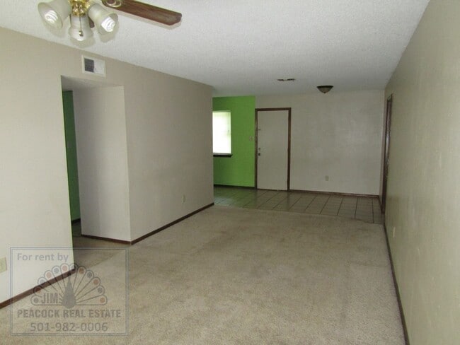 Building Photo - 513 King Pl