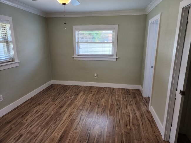 Photo - 2347 Eastwood Dr