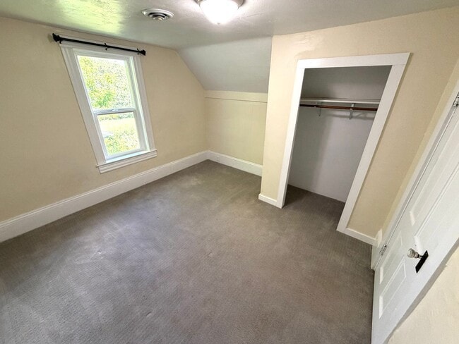 Photo - 1902 N Harris St Unit B