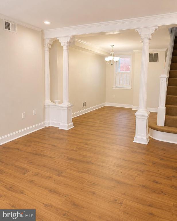 Photo - 1412 Battery Ave