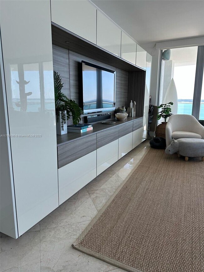 Photo - 1331 Brickell Bay Dr Unit 1911