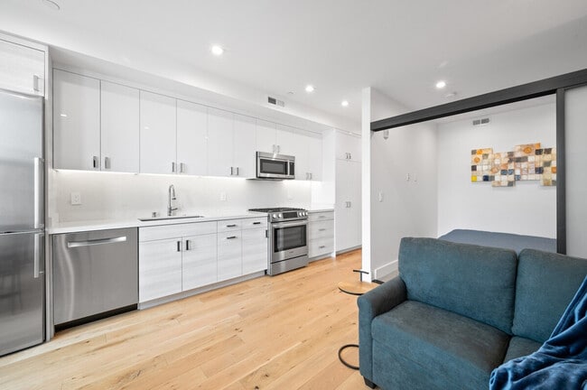 Photo - 245 14th St Unidad ID1026491P