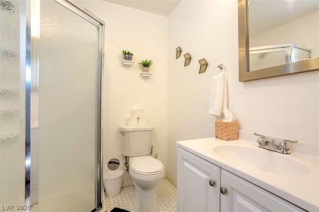 Photo - 308 S 10th St