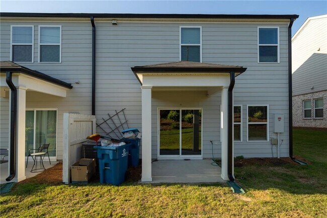 Photo - 1030 Sunny Lk Dr