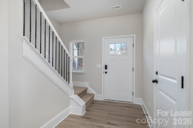 Photo - 2507 Lynbridge Dr