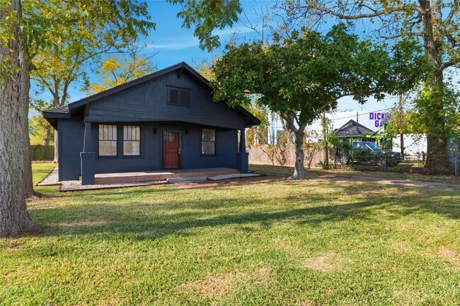 Photo - 3808 State Hwy 3