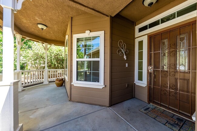 Photo - 5857 W Millbrae Ave