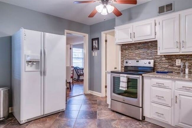 Photo - 5180 Mason Rd
