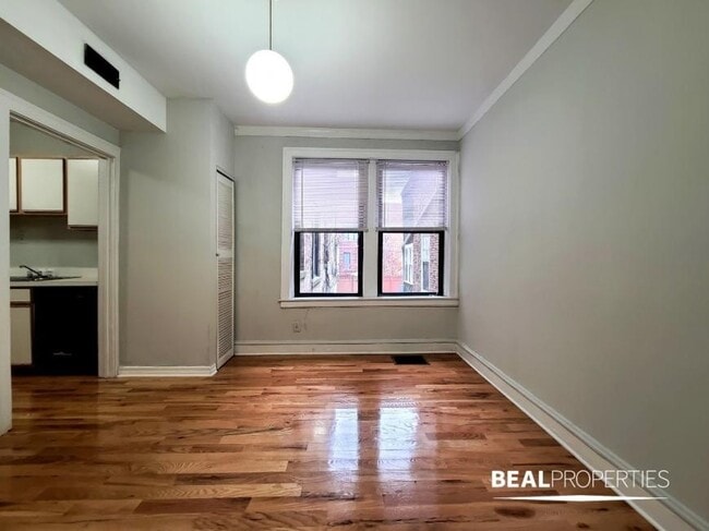 Photo - 2 bedroom in CHICAGO IL 60613 Unidad 1