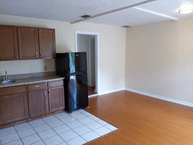 Photo - 16950 NE 3rd Ct