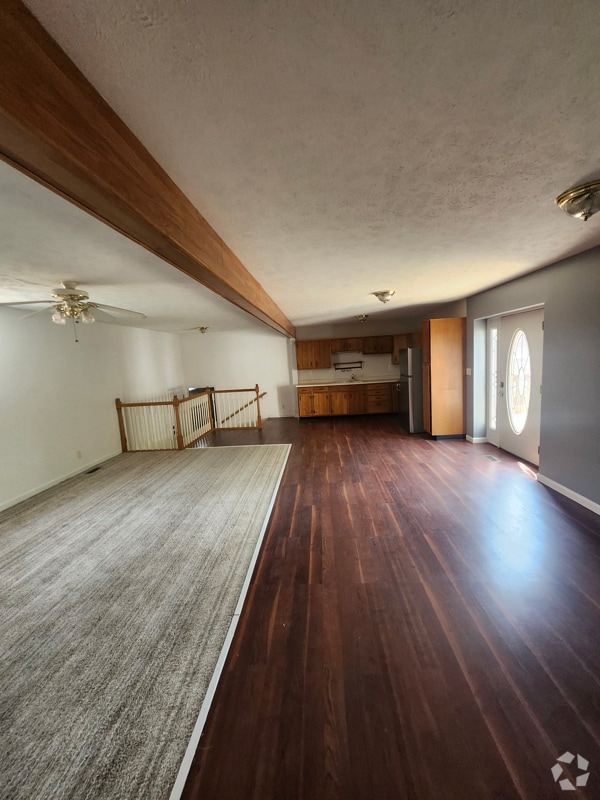Building Photo - 1918 Hamill Ave Rental