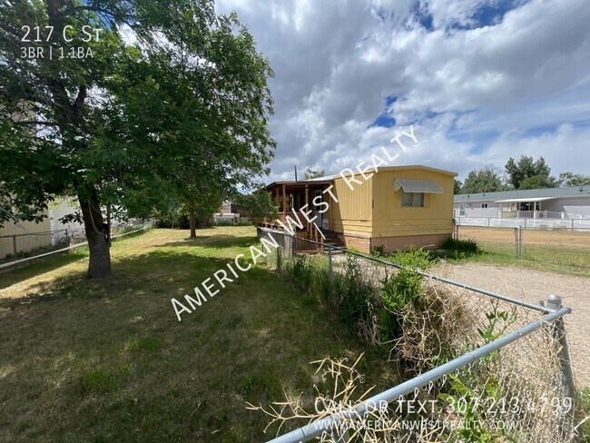 Photo - 217 C St House