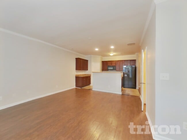 Photo - 3364 Estes Dr