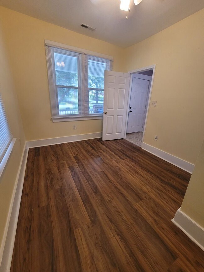 Photo - 3 bedroom 2 bath home in downtown Wilmington