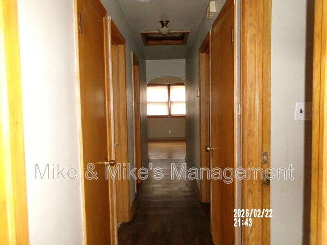 Photo - 4479A N 44th St