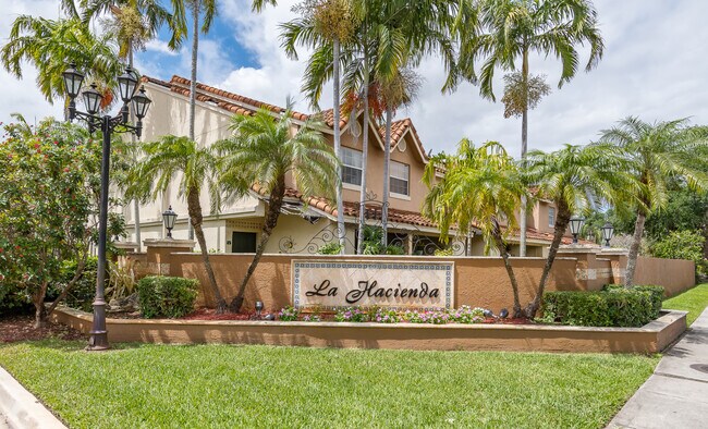 Photo - 18626 NW 68th Ave Townhome